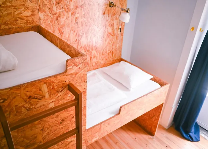 Goodnight * Lissabon